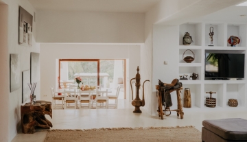 Entrance to breakfast area IBIZA NOW.jpg